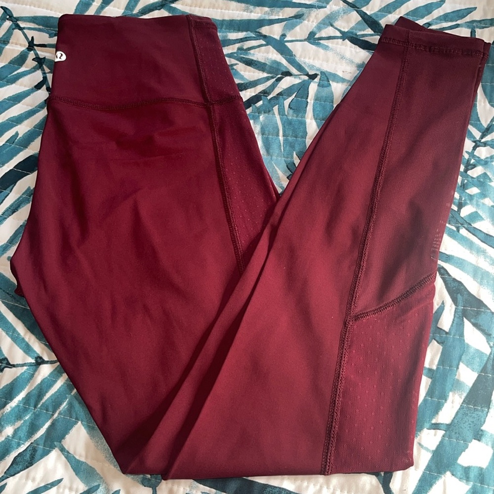 Lululemon leggings size 6